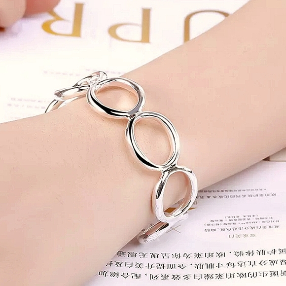 Sterling Silver O Design Bangle Cuff Bracelet - Picture 4 of 7